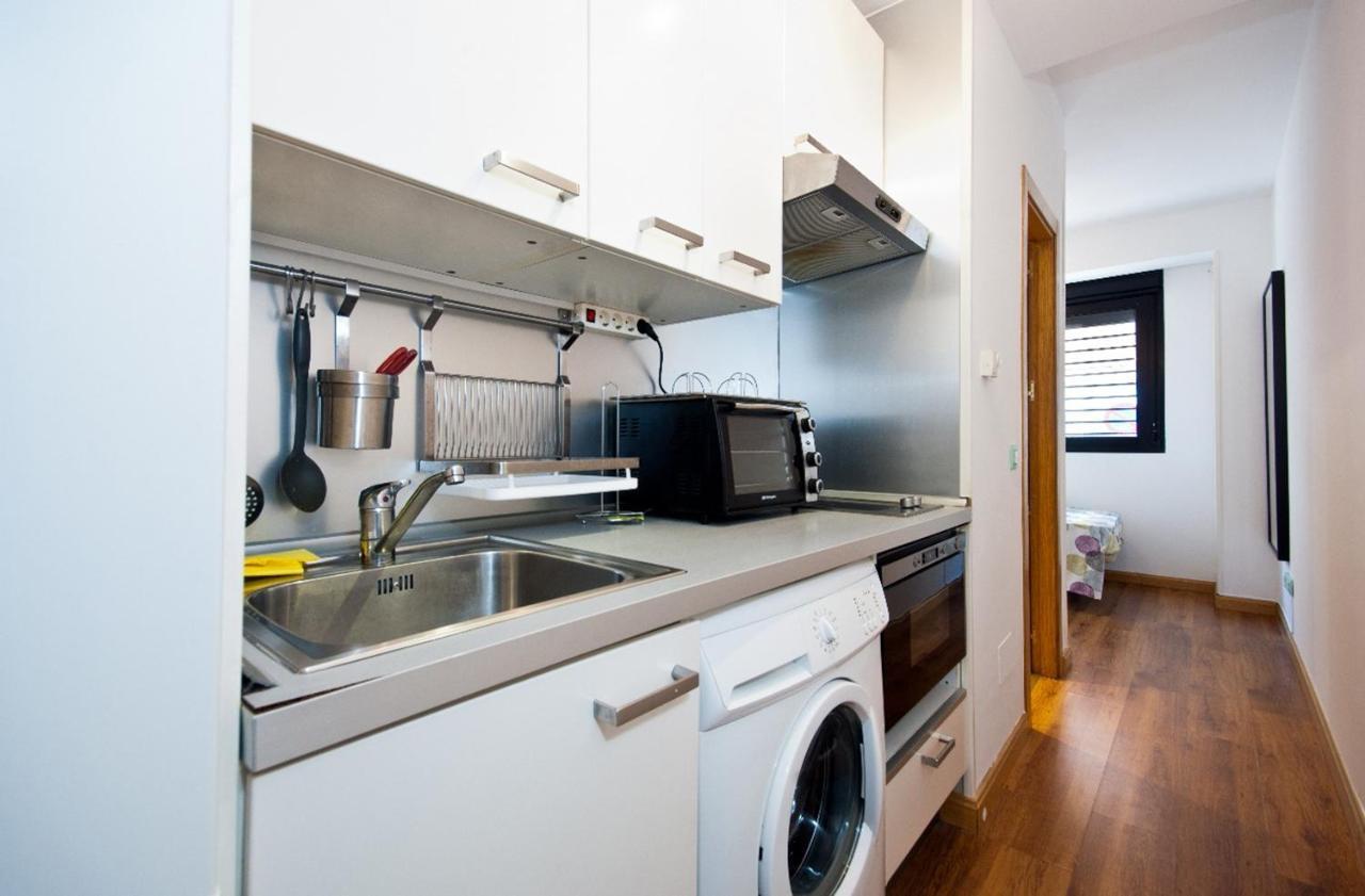 Charming Madrid Urgel Apartment Ngoại thất bức ảnh